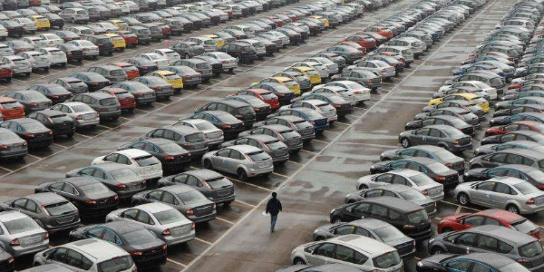 中國汽車流通協會：2月份汽車經銷商庫存係數為1.74, 同比下降9.8%